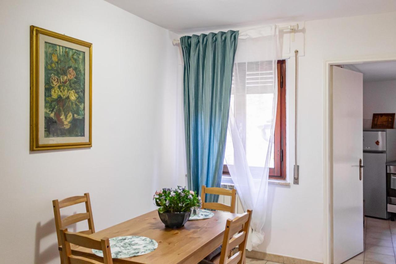 Appartamento San Paolino - Affitti Brevi Italia Лука Екстериор снимка